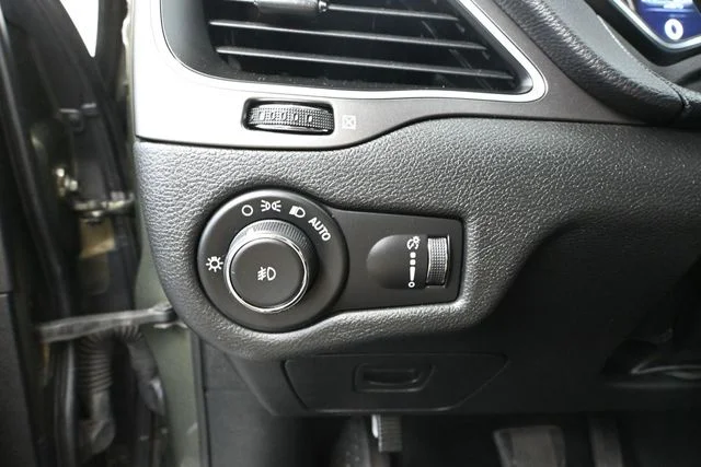 2019 Jeep Cherokee Latitude - Photo 29