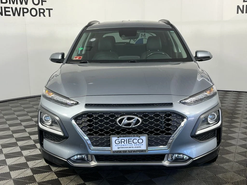 Used 2020 Silver Hyundai Limited image 4