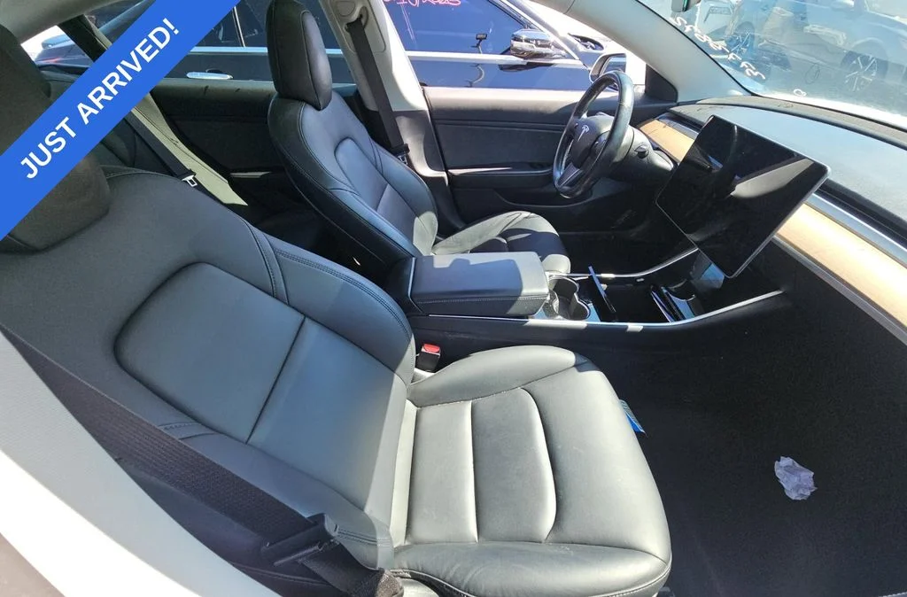 Used 2018 Pearl White Multi-Coat Tesla Long Range image 6