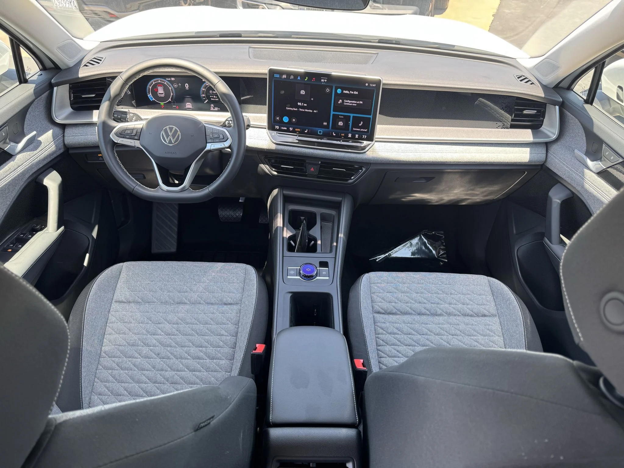 Certified Used 2025 Pure White Volkswagen S image 27