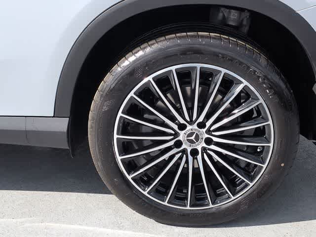 New 2026 Cirrus Silver Metallic Mercedes-Benz GLC 300 image 13