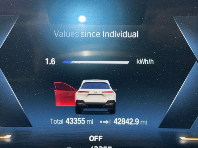 2023 BMW iX Base - Photo 25