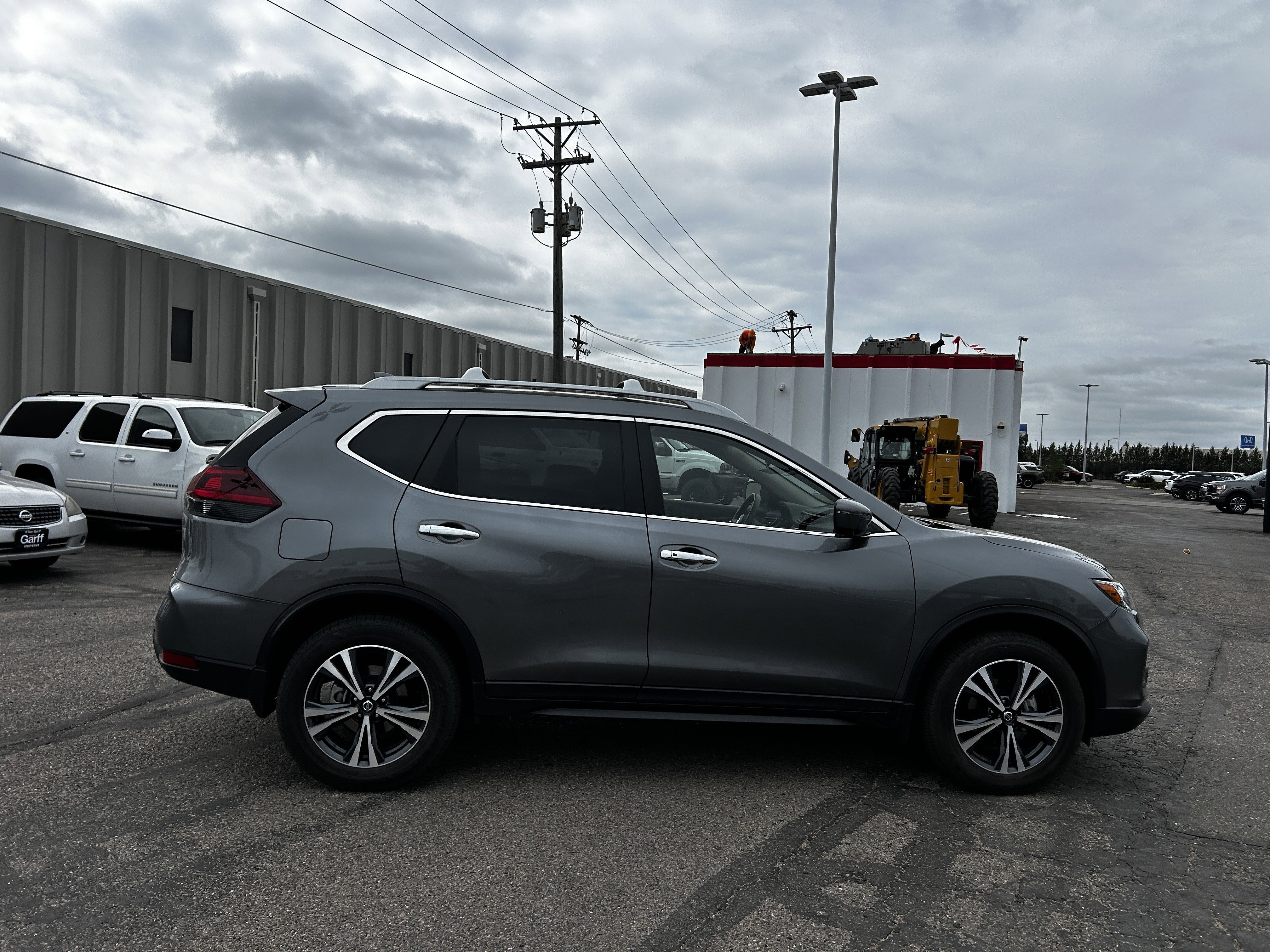 Used 2020 Gun Metallic Nissan SV image 6