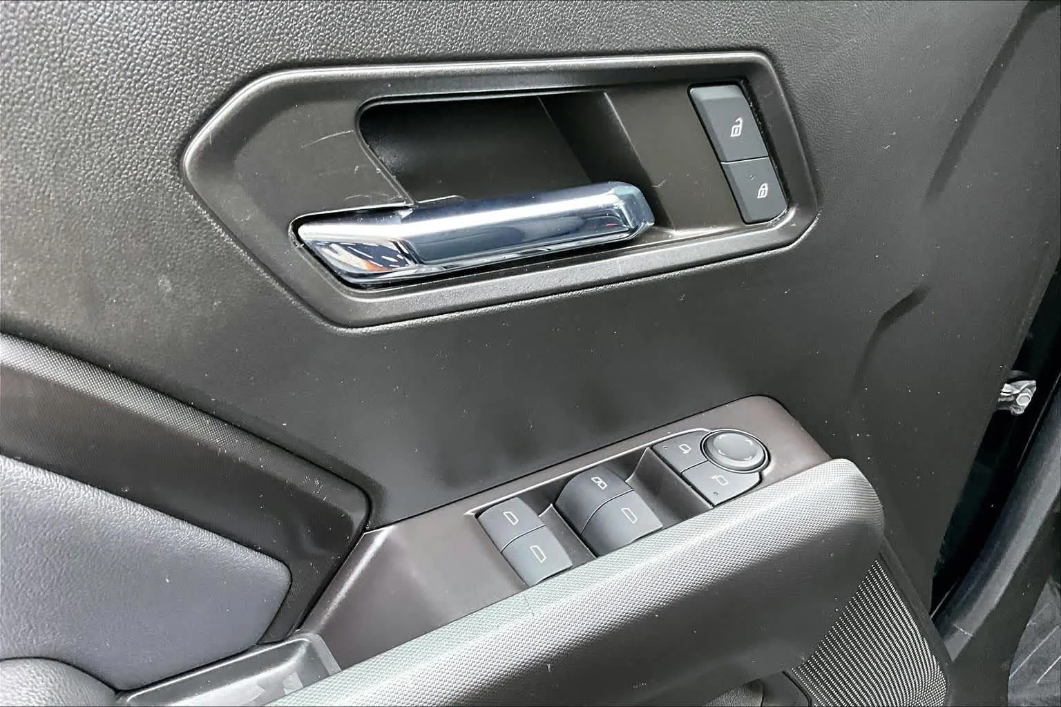 Used 2024 Onyx Black GMC 4WD Elevation image 31
