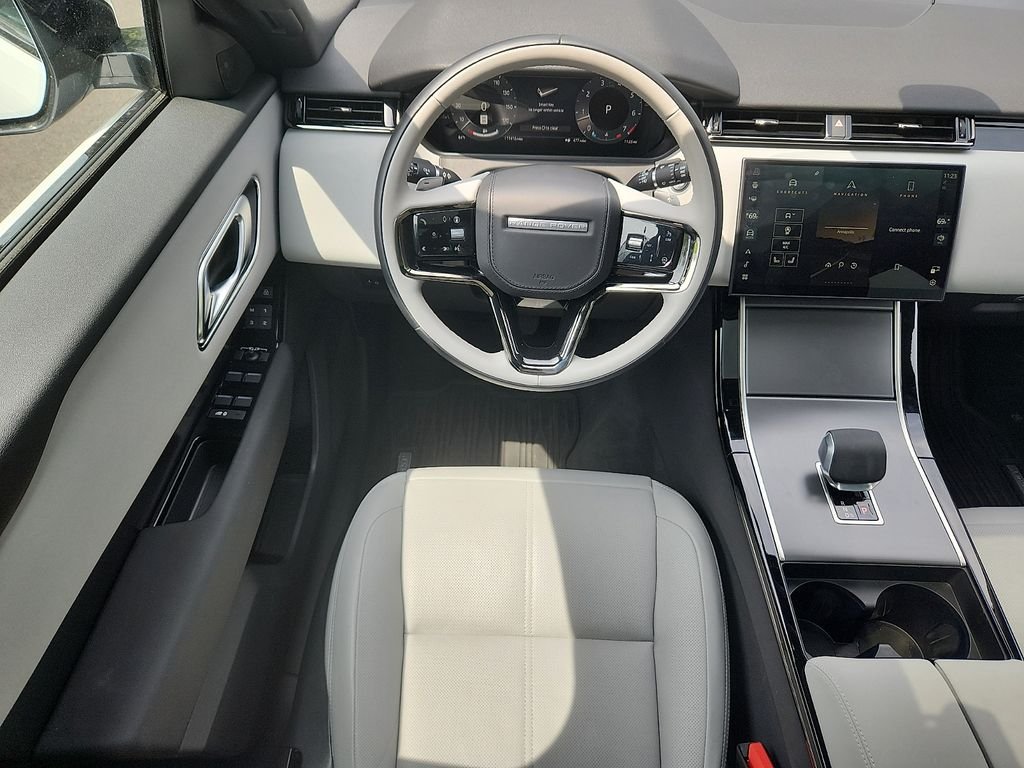 Used 2026 Fuji White Land Rover S image 11
