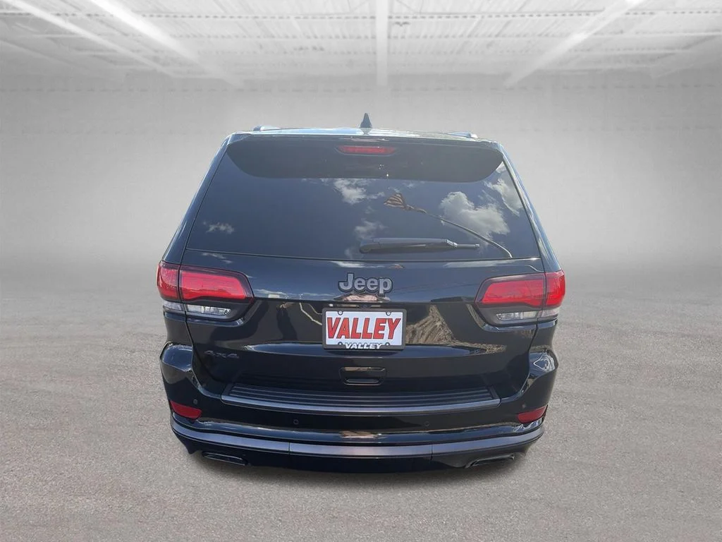 Used 2020 Diamond Black Jeep Overland image 8