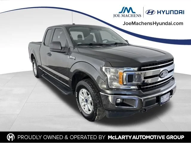 Used 2018 Gray Ford XLT image 2