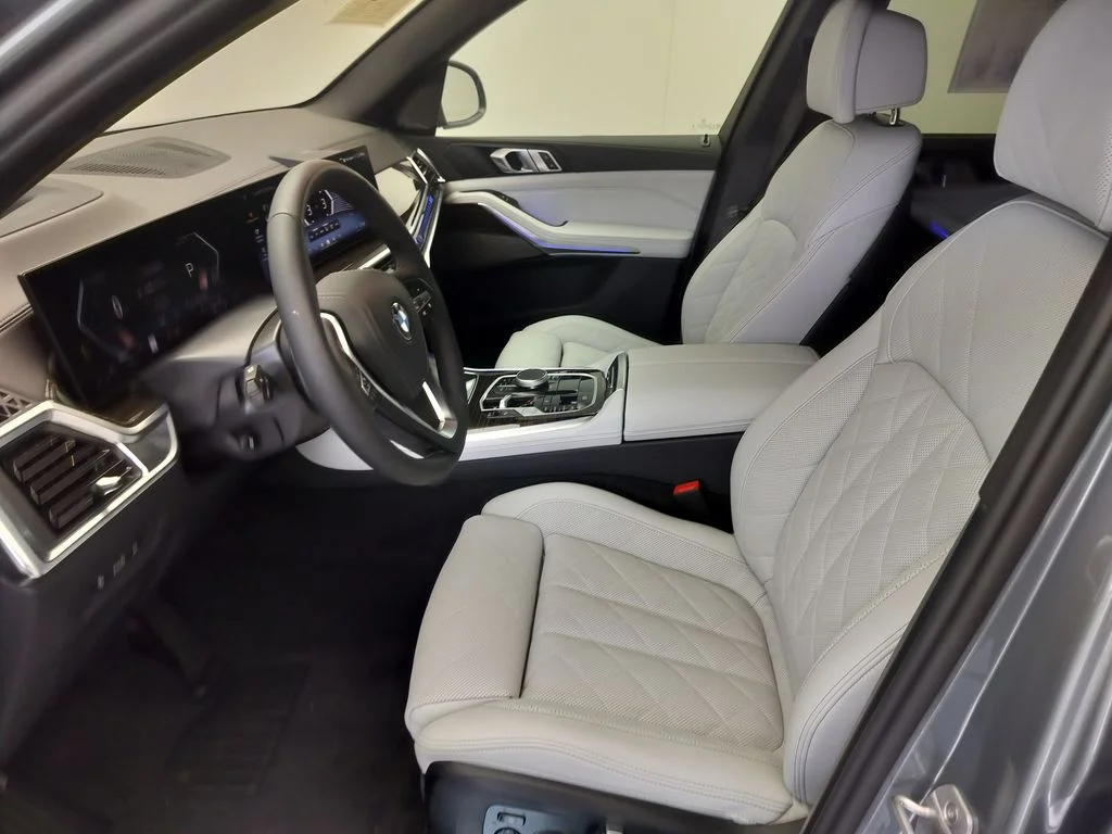 Certified Used 2026 Skyscraper Grey Metallic BMW xDrive40i image 8