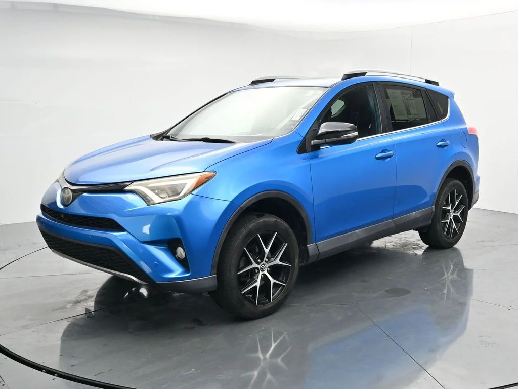 Used 2017 Blue Toyota SE image 3