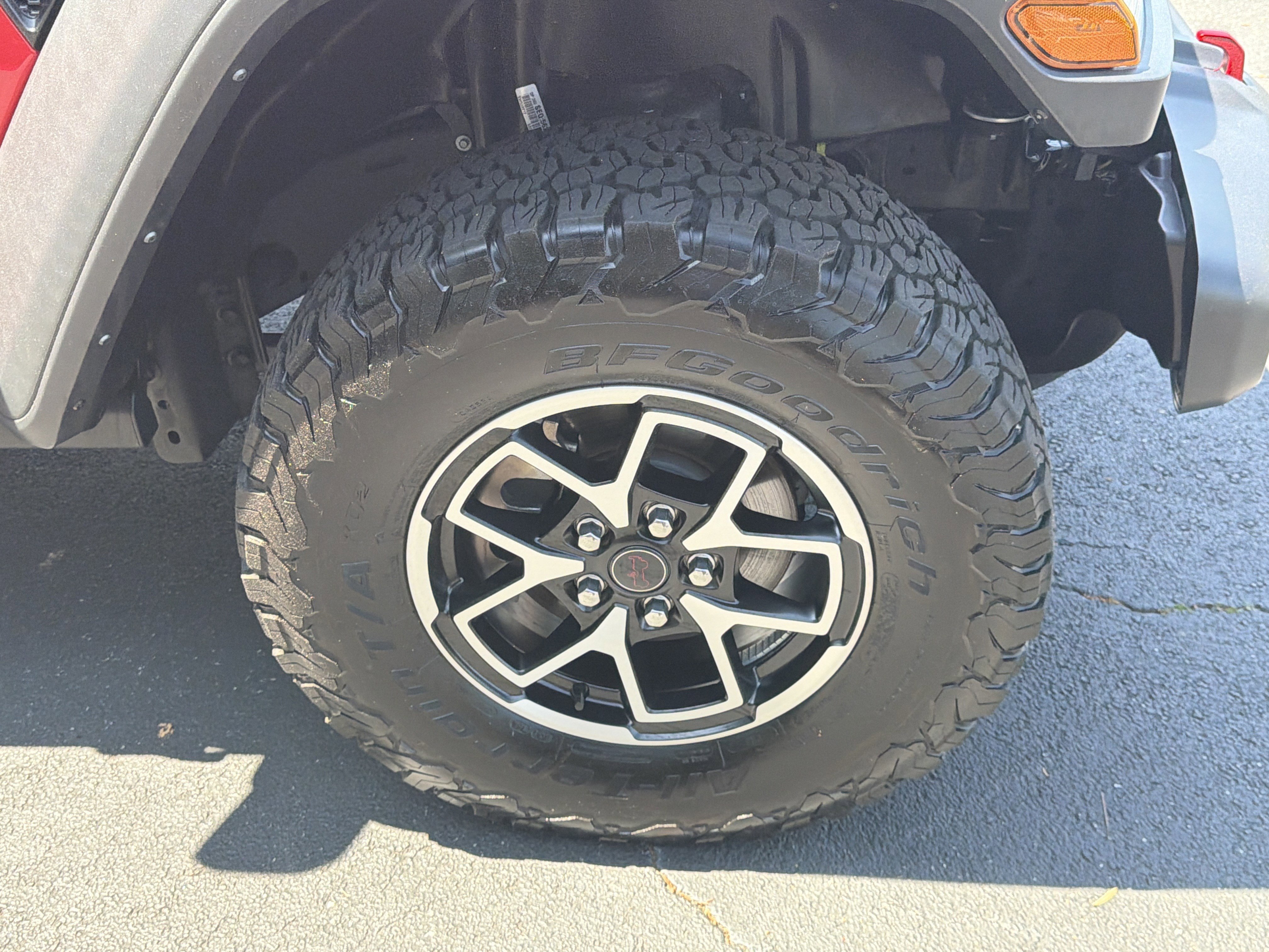 Used 2025 Firecracker Red Clearcoat Jeep Rubicon image 26