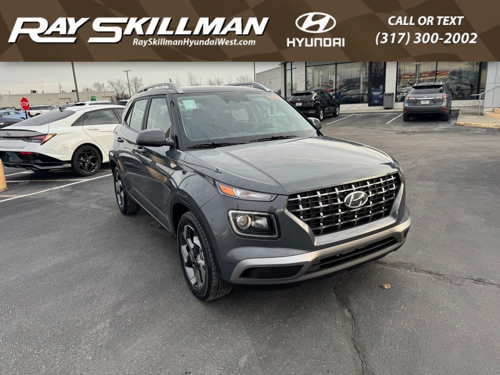 2026 Hyundai Venue SEL w/ 2-Tone Roof IVT's photo
