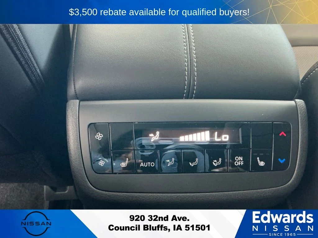 New 2026 Everest White Pearl TriCoat Nissan SL image 19