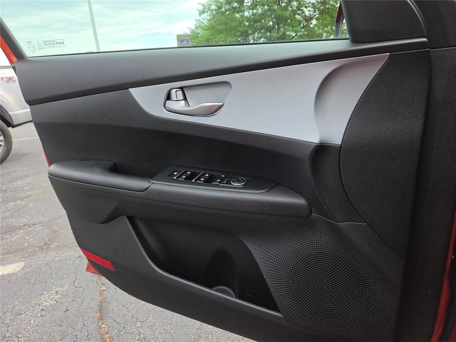 Used 2023 Fire Orange Kia LXS image 17