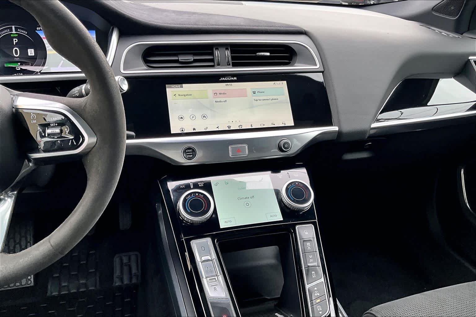 Used 2020 Corris Grey Metallic Jaguar HSE image 12