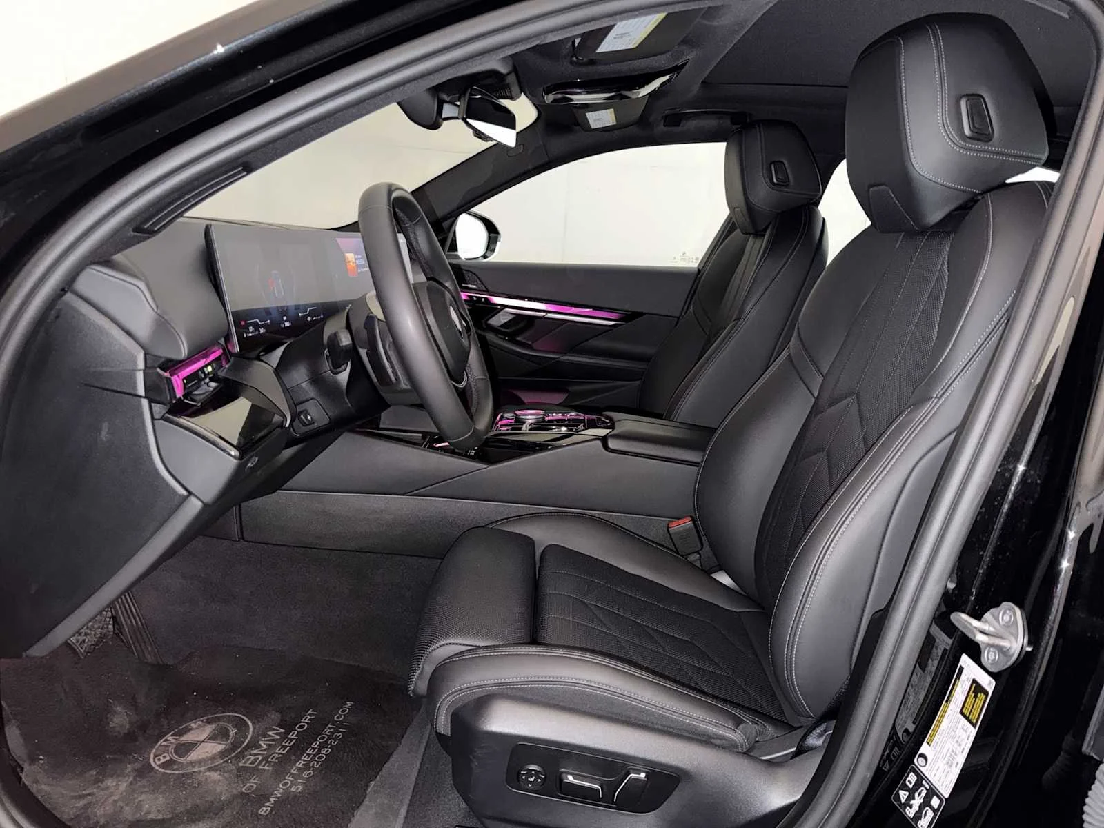 Used 2024 Black Sapphire Metallic BMW 540i xDrive image 9