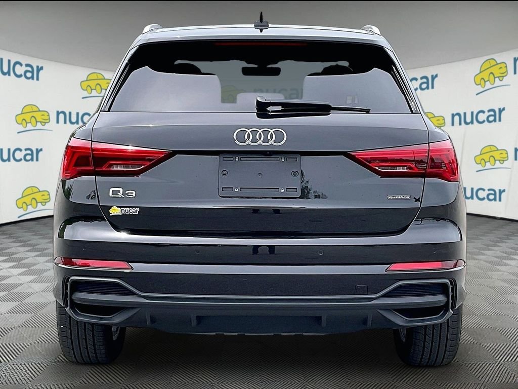 Used 2025 Mythos Black Metallic Audi Premium Plus image 5