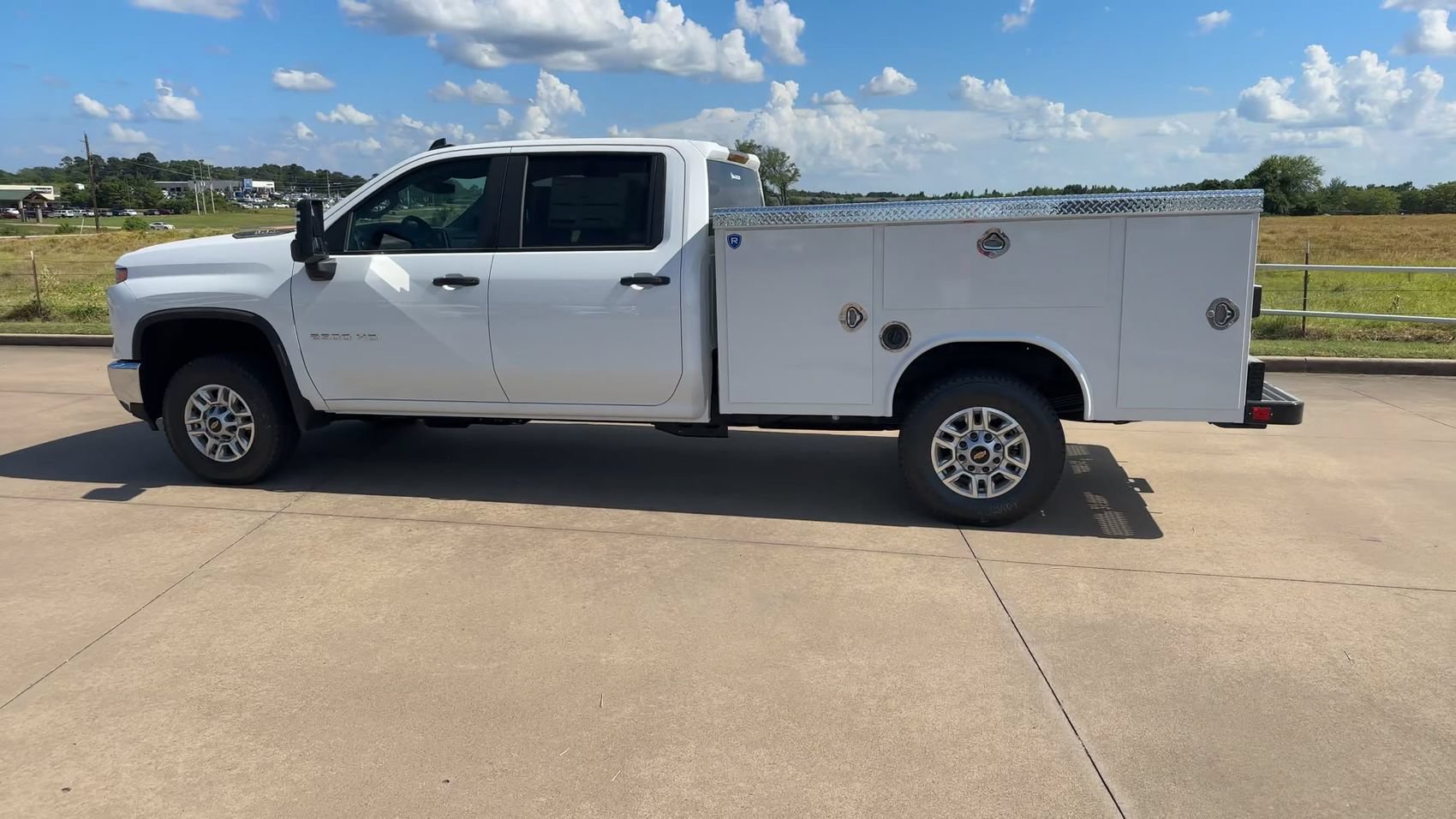 New 2026 Summit White Chevrolet Work Truck image 6
