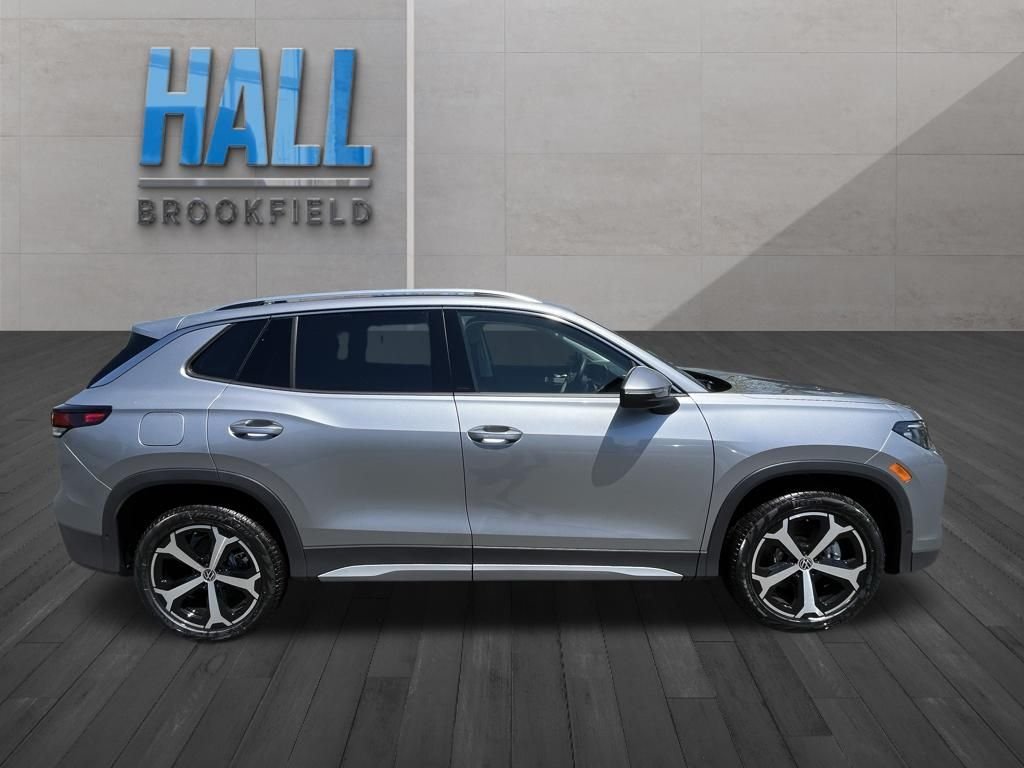 New 2026 Silver Volkswagen 2.0T SE image 6