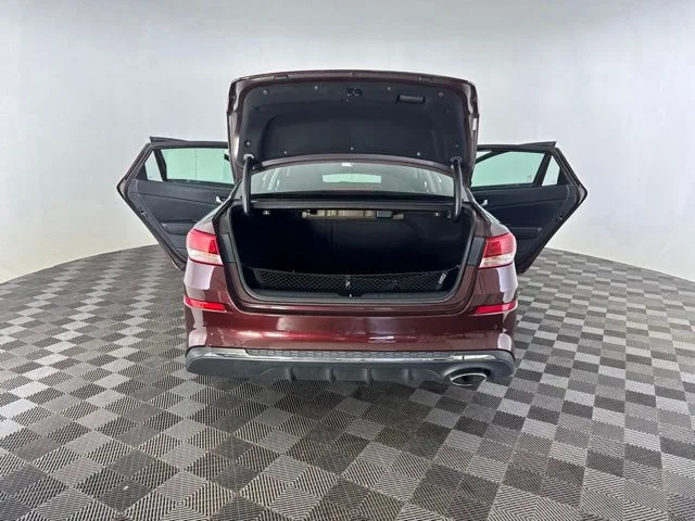Used 2019 Purple Kia LX image 15