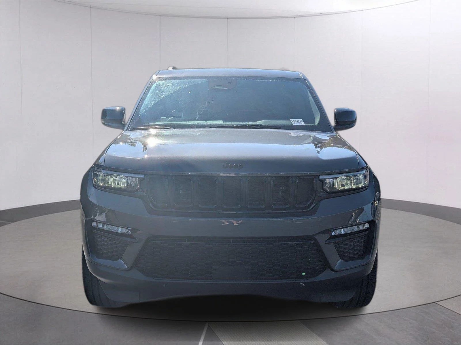 Used 2025 Baltic Gray Metallic Clearcoat Jeep Limited image 8