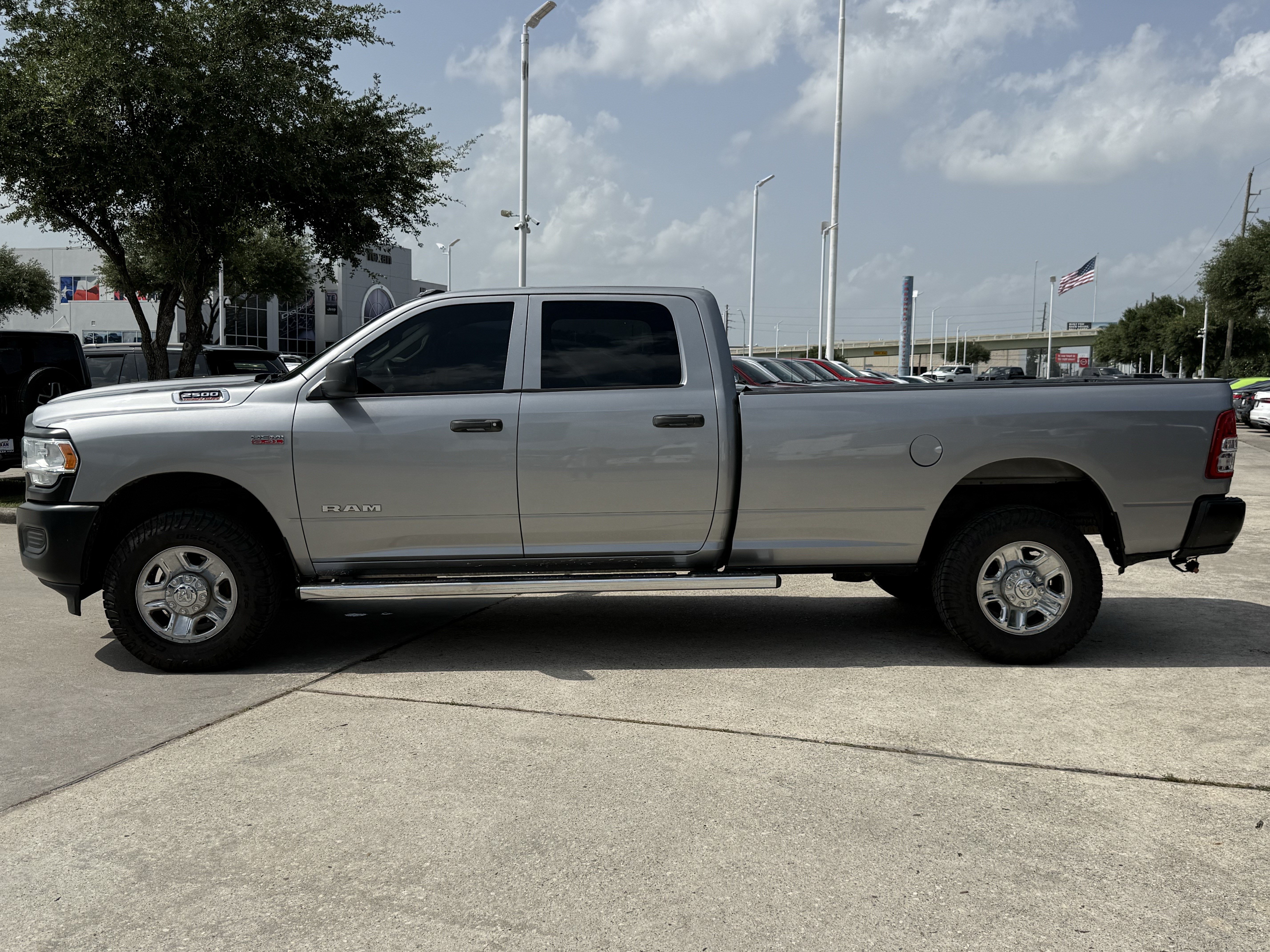 Used 2019 Billet Silver Metallic Clearcoat Ram Tradesman image 7