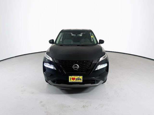 Used 2023 Black Nissan SV image 4
