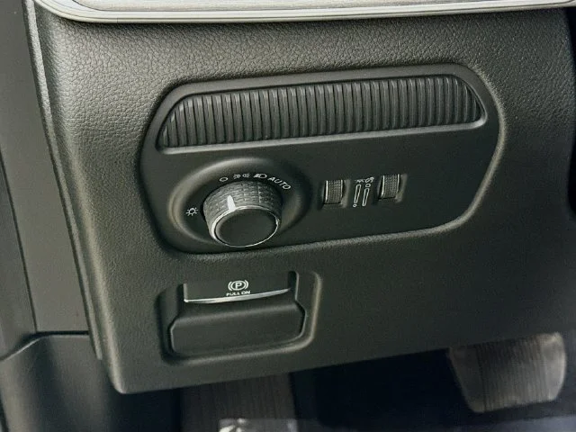New 2026 Black Jeep Limited Reserve image 10