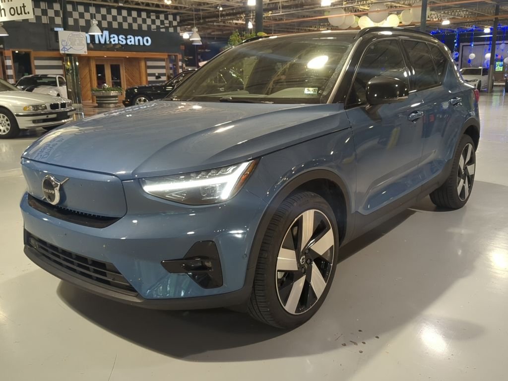 2024 Volvo XC40 P8 Recharge Plus AWD's photo