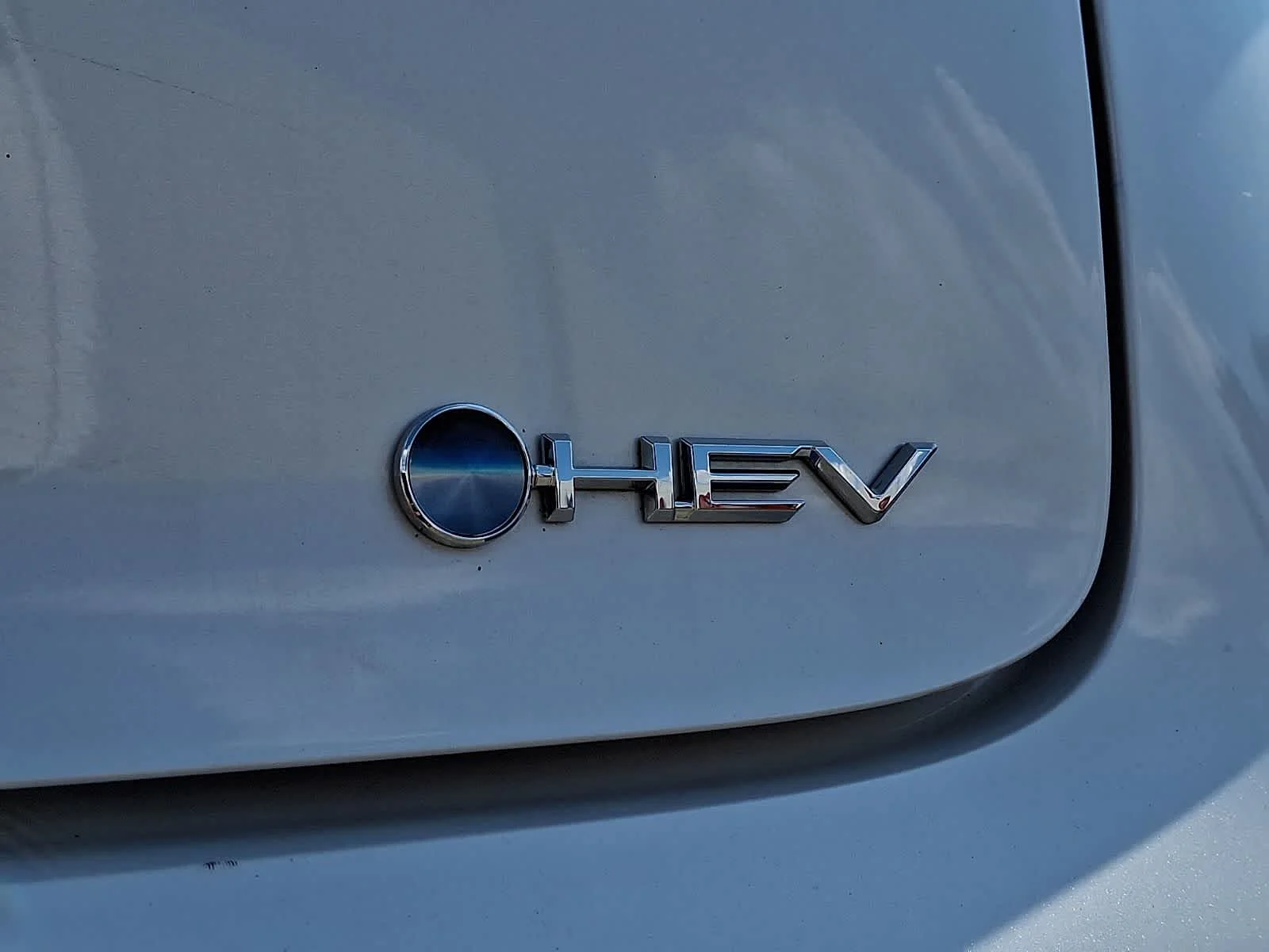 Certified Used 2024 Wind Chill Pearl Toyota LE image 7