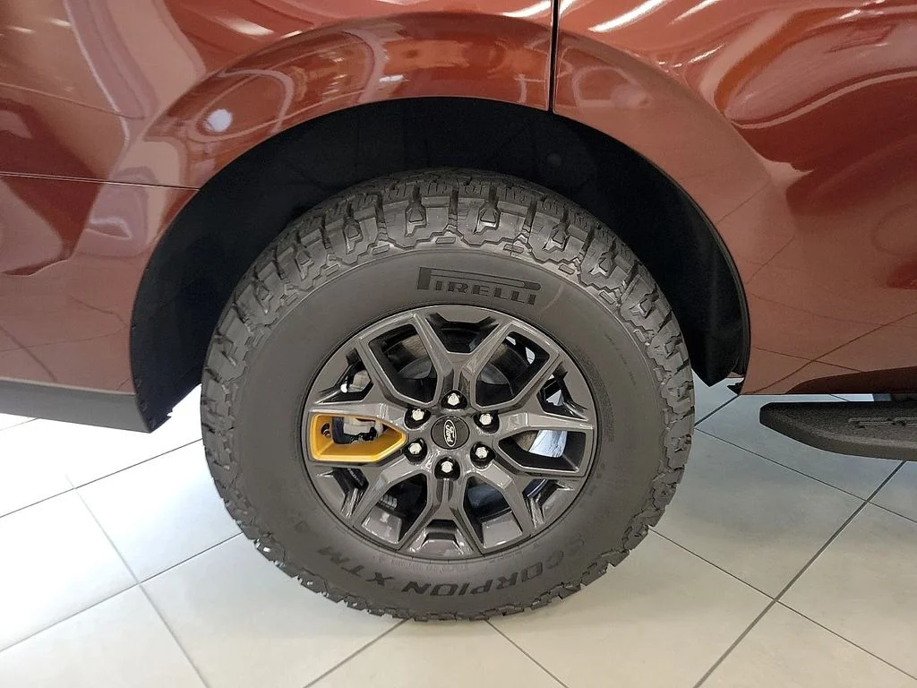 New 2027 Bronze Fire Metallic Tinted Clearcoat Ford Tremor® image 5