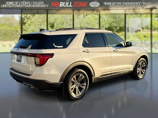 New 2026 Star White Metallic Tri-Coat Ford Active image 28