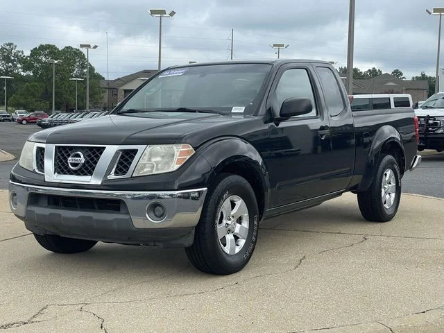 Used 2010 Black Nissan SE image 5