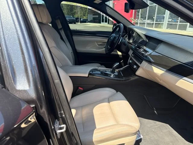 Used 2011 Dark Graphite BMW 550i image 9