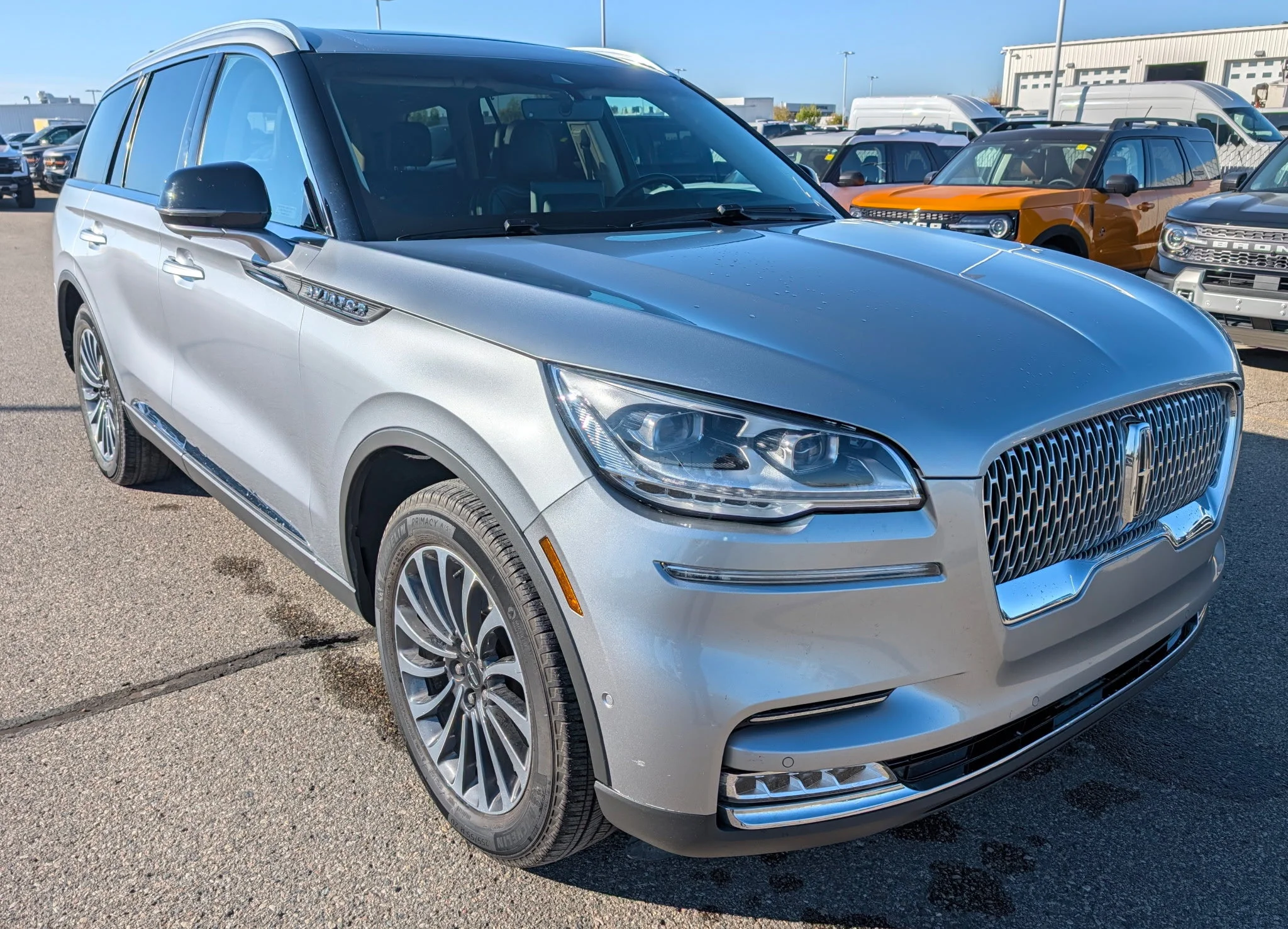Used 2023 SILVER Lincoln RESERVE AWD image 7
