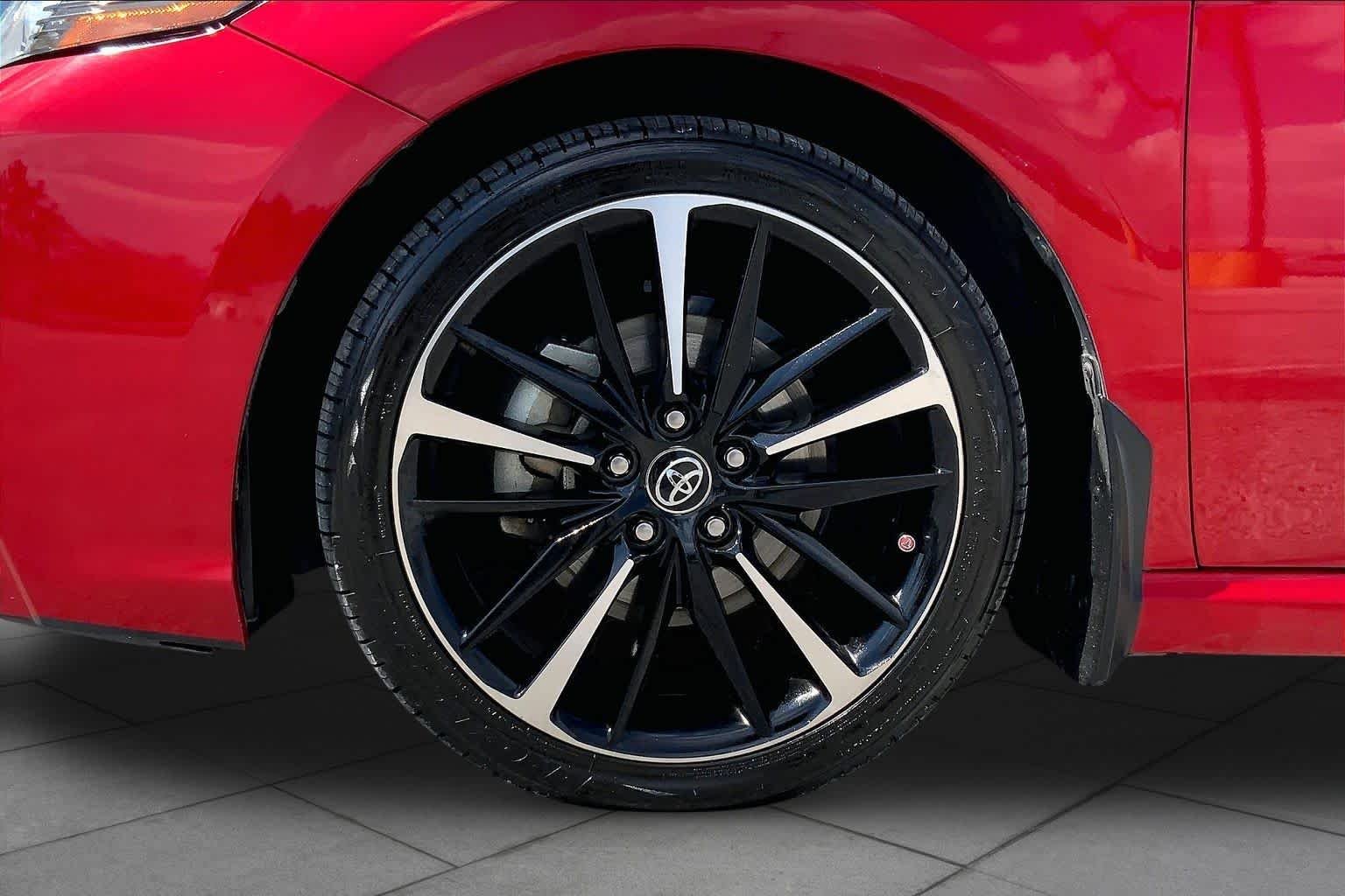 Used 2019 Supersonic Red Toyota XSE image 11