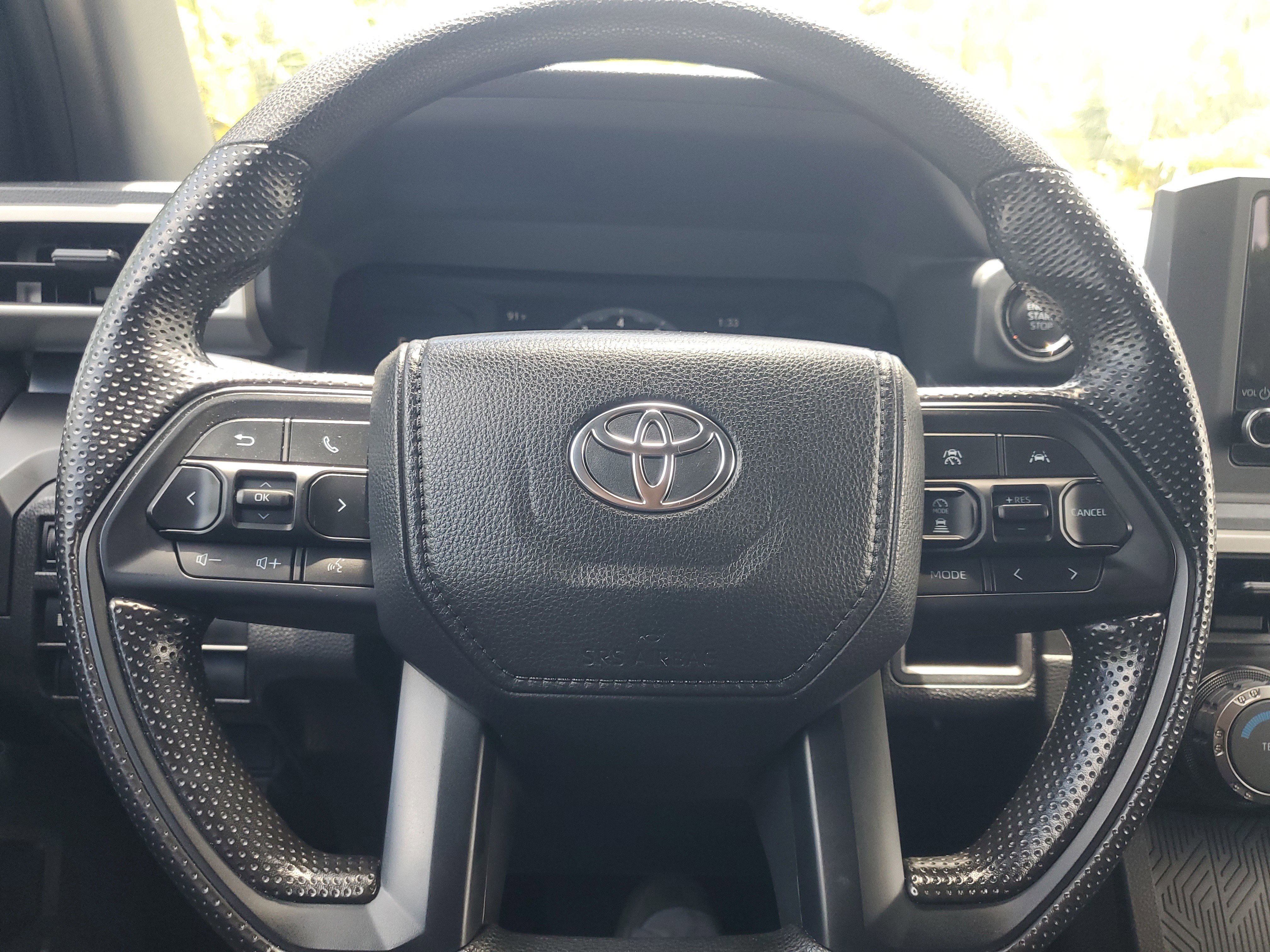 Certified Used 2025 Ice Toyota SR image 18
