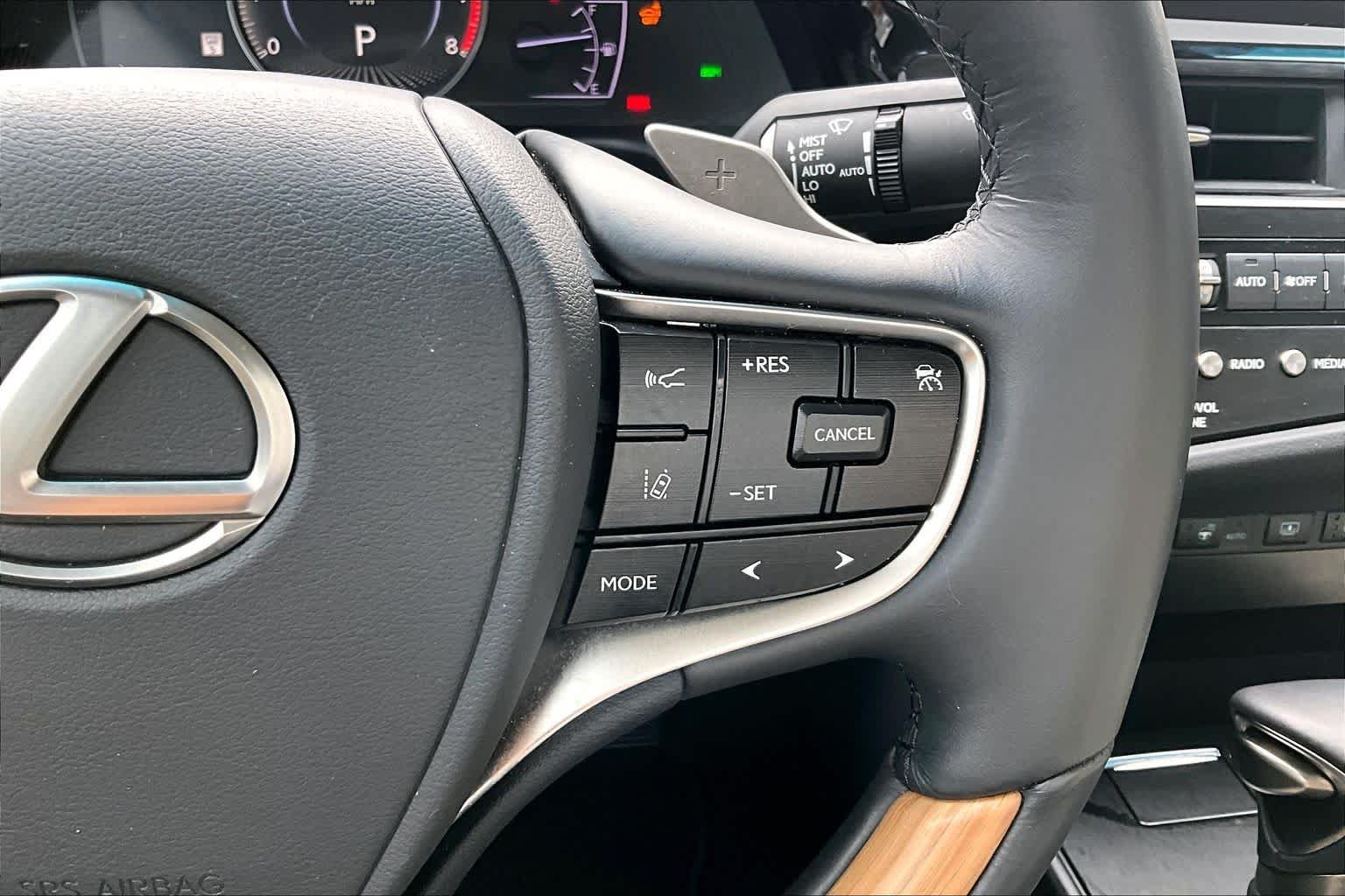 Used 2025 Caviar Lexus Ultra Luxury image 23