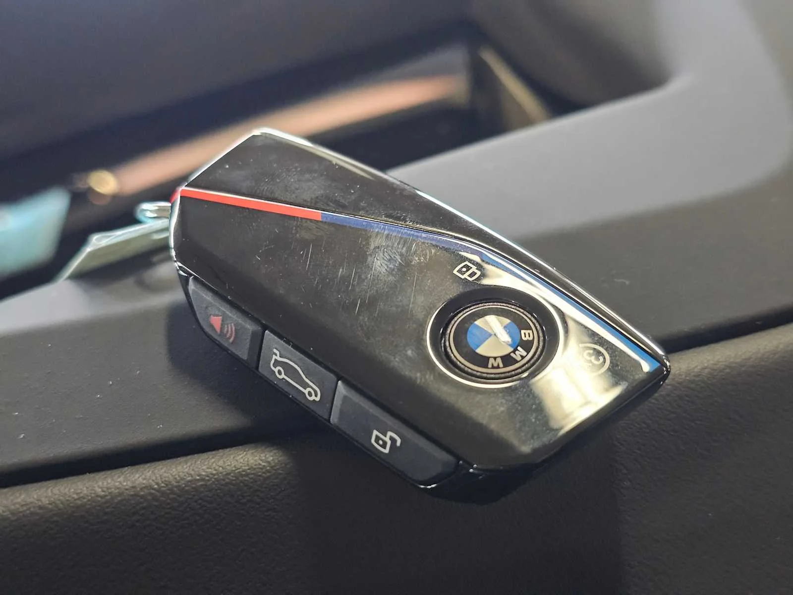New 2026 Brooklyn Grey Metallic BMW M60i image 34