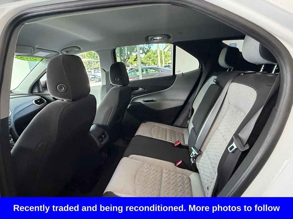 Used 2022 White Chevrolet LS image 11