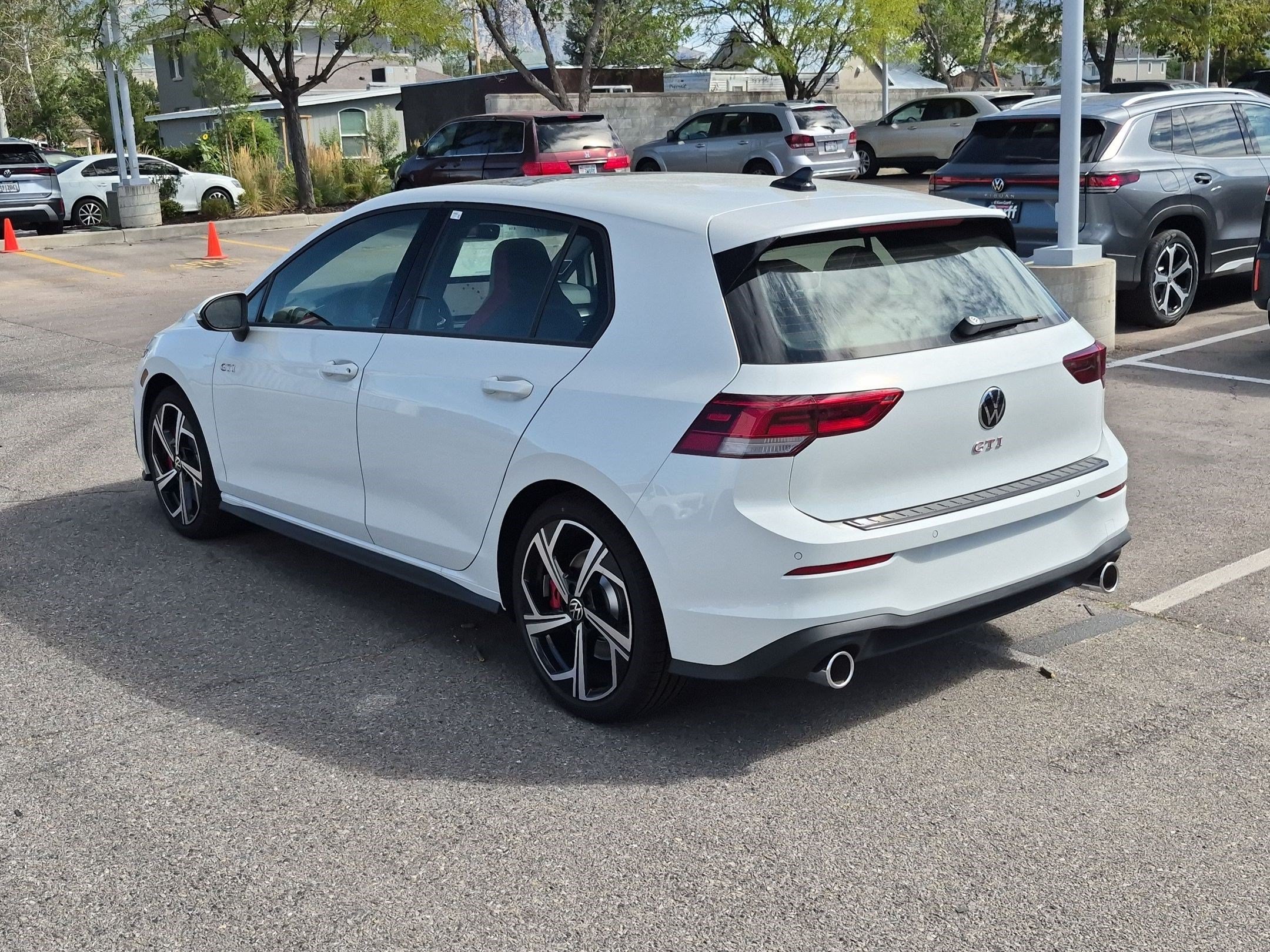 New 2026 Opal White Pearl Volkswagen SE image 5