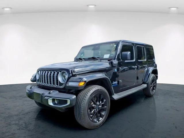 Used 2025 Black Jeep Sahara 4xe image 2