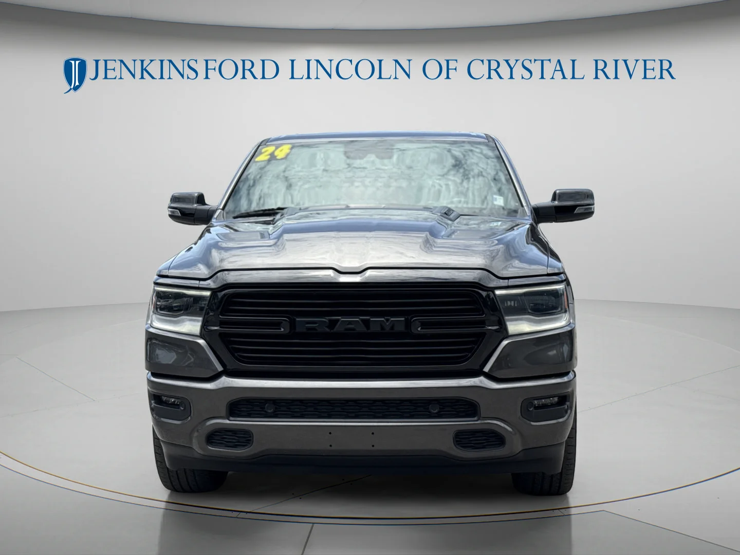Used 2024 Granite Crystal Metallic Clearcoat Ram Laramie image 13