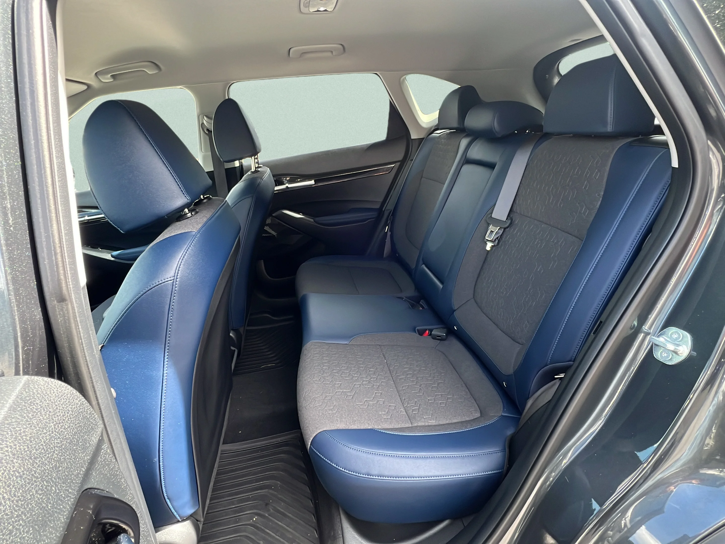 Used 2025 Gravity Gray Kia S image 13
