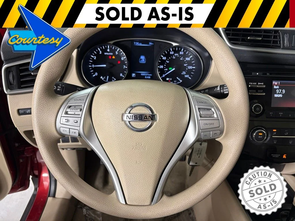 Used 2015 Red Nissan S image 23