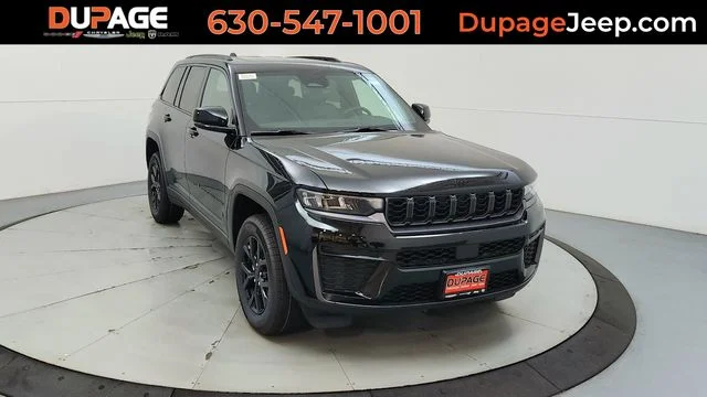 New 2026 Diamond Black Crystal Pearlcoat Jeep Altitude video 1