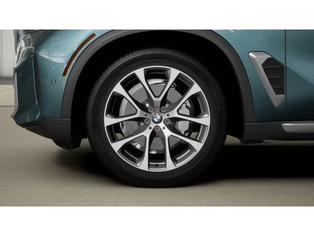 Used 2026 Blue Ridge Mountain Metallic BMW sDrive40i image 13