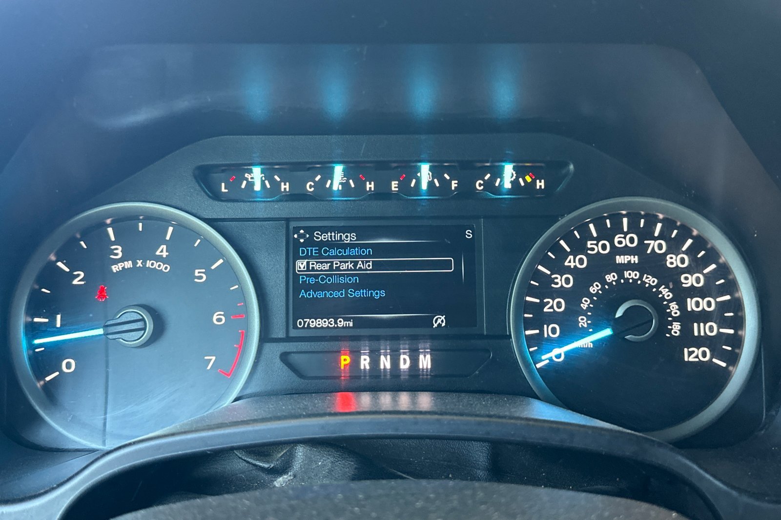 Used 2019 Maroon Ford  image 22