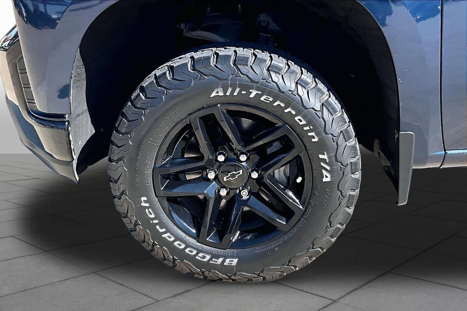Used 2020 Northsky Blue Metallic Chevrolet LT Trail Boss image 11