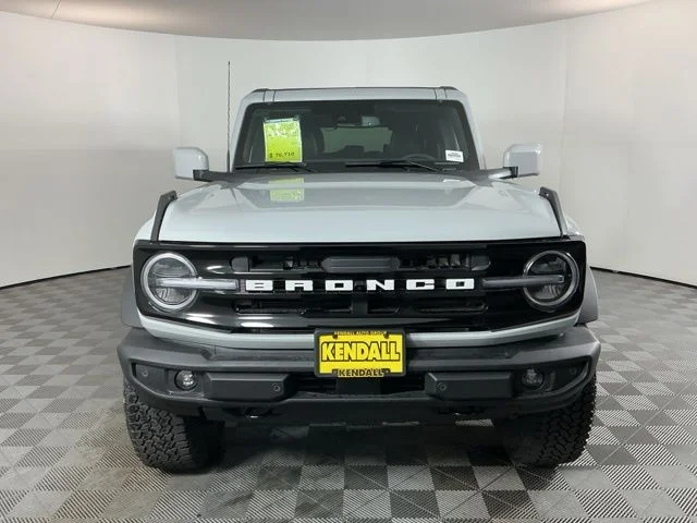 New 2026 Avalanche Gray Ford Outer Banks image 2