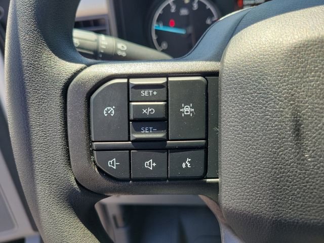 New 2026 Oxford White Ford F-550® XL image 5